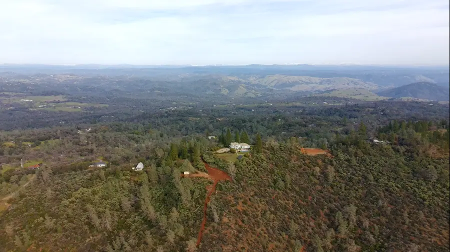 Views at 4086 Pilot View Ct